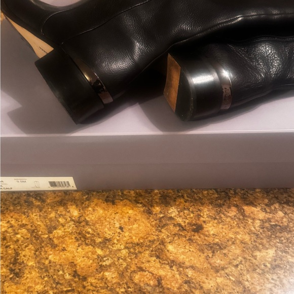 Louise et Cie Lo-Zada Black Kuma Calf Knee-High Leather Boots, Size 9.5. - Picture 8 of 11